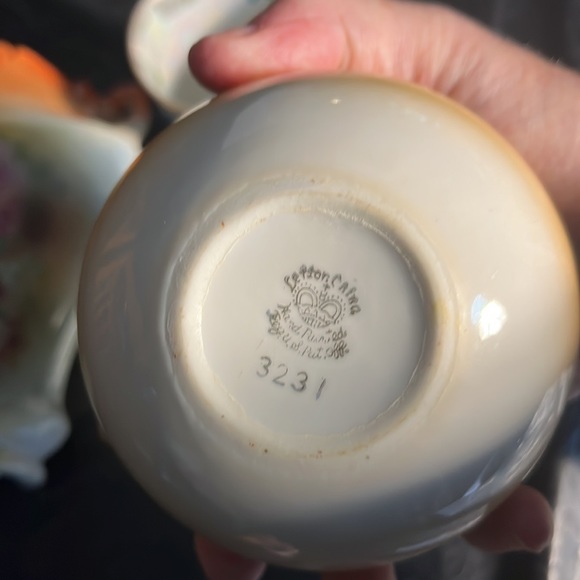 Vases, Sugar Bowls, 2 Each Antique EUC - Picture 7 of 7